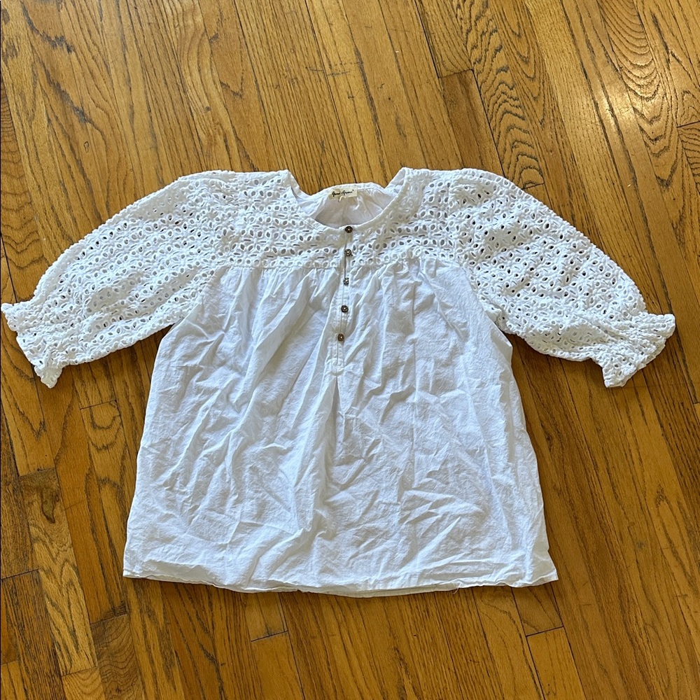 grand & greene White Eyelet Blouse with coconut Button Detail S